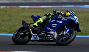 Aldi Satya Mahendra Yamaha R9