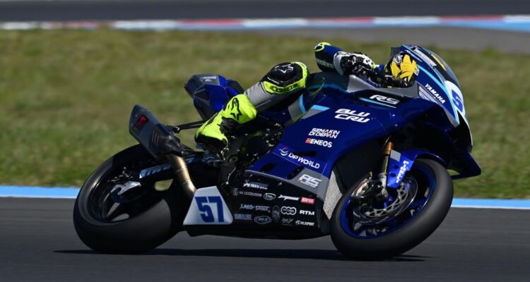Aldi Satya Mahendra Yamaha R9
