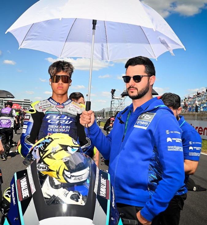 Aldi Satya Mahendra Yamaha R9