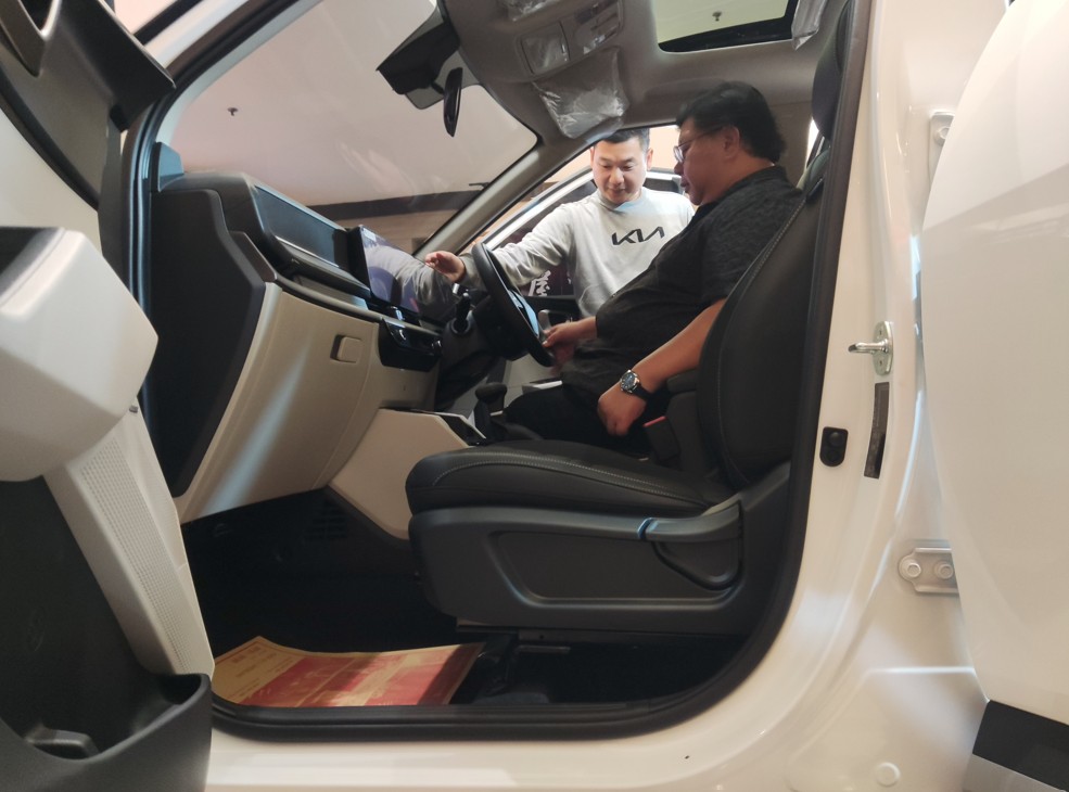 All New Kia Carens Surabaya