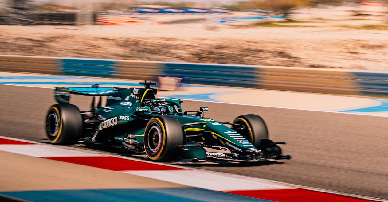 Aston Martin Bahrain Test Otoplasa Aston Martin Honda GP Australia