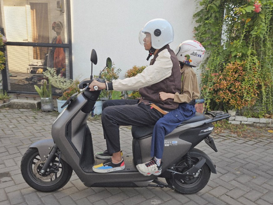 Anak Dibonceng