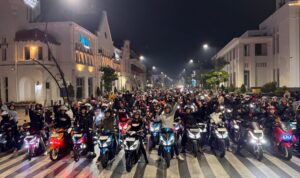City Riding Night Ride Honda Vario 125 Surabaya Otoplasa Eksplorasi Malam Bikers