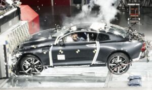 Crash Test Otoplasa Asuransi Biaya Perbaikkan EV
