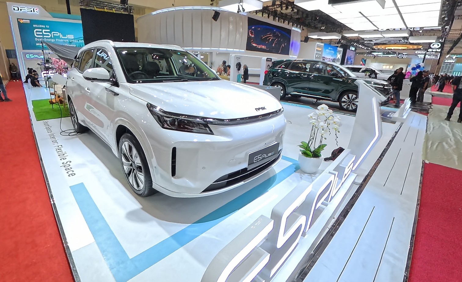 DFSK E5 Plus GIIAS 2026 Otoplasa DFSK E5 Plus SPBU