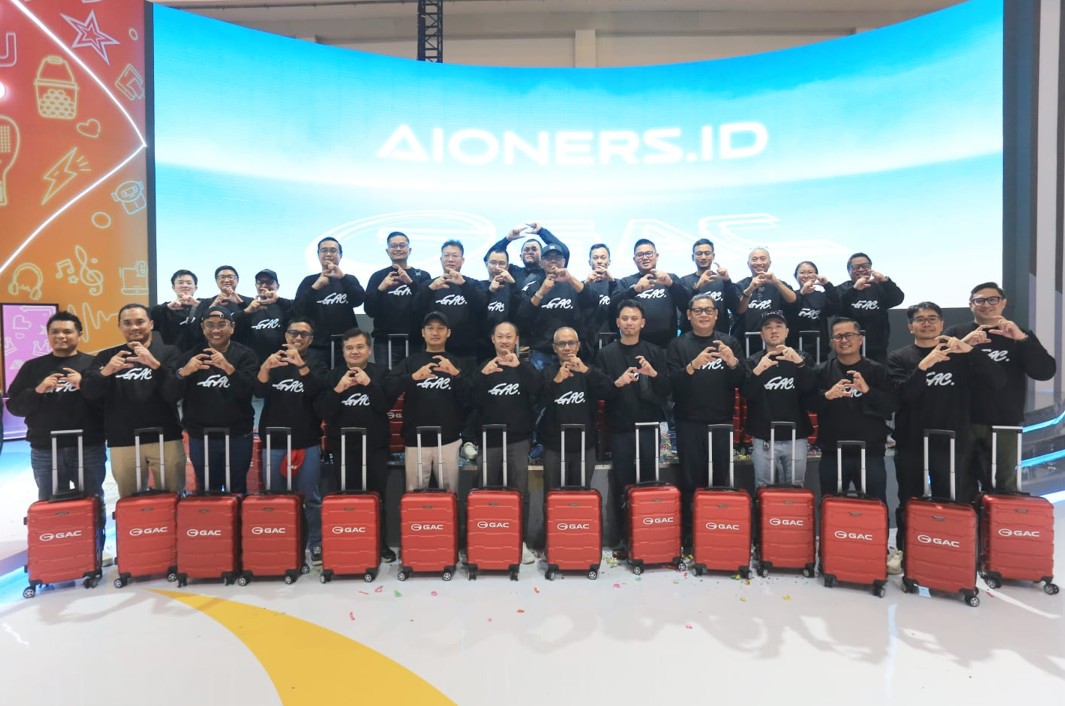 Deklarasi AIONERS ID GIIAS 2025 Otoplasa Deklarasi AIONERS ID GIIAS 2025