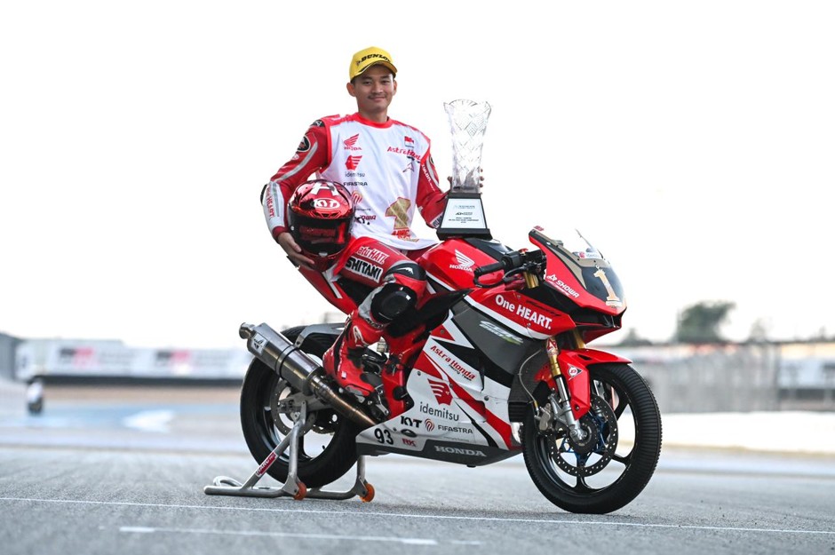 Fadillah Arbi Aditama Juara Otoplasa Arbi Aditama Juara Asia AP250