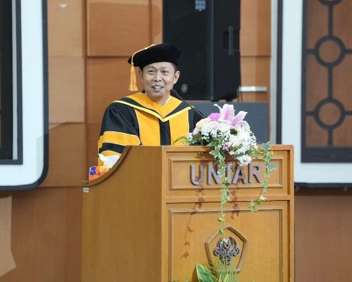 Jurnalis Otomotif Ilmu Manajemen