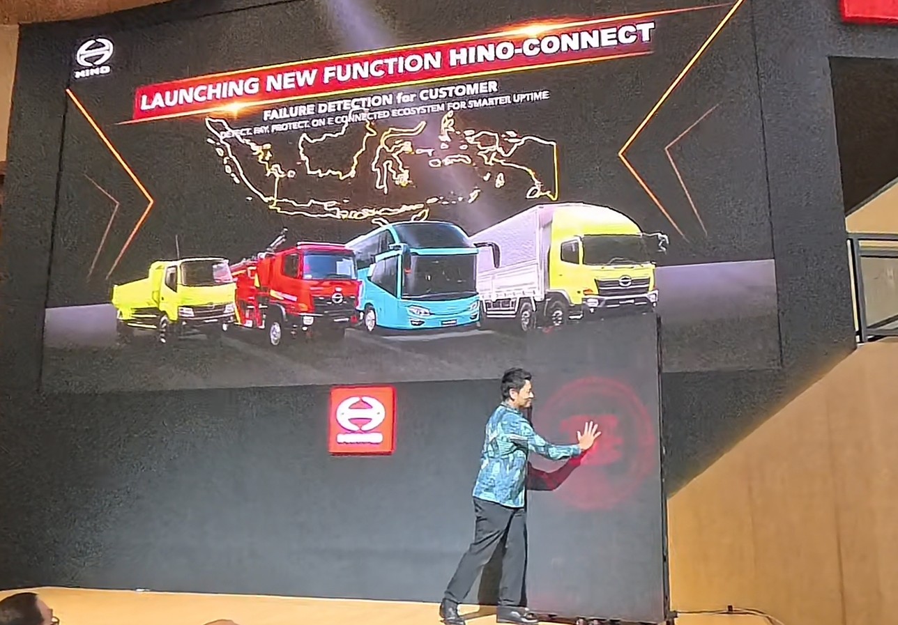 Hino GIIAS 2026 Transportasi Otoplasa Hino GIIAS 2026 Penggerak Transportasi Negeri