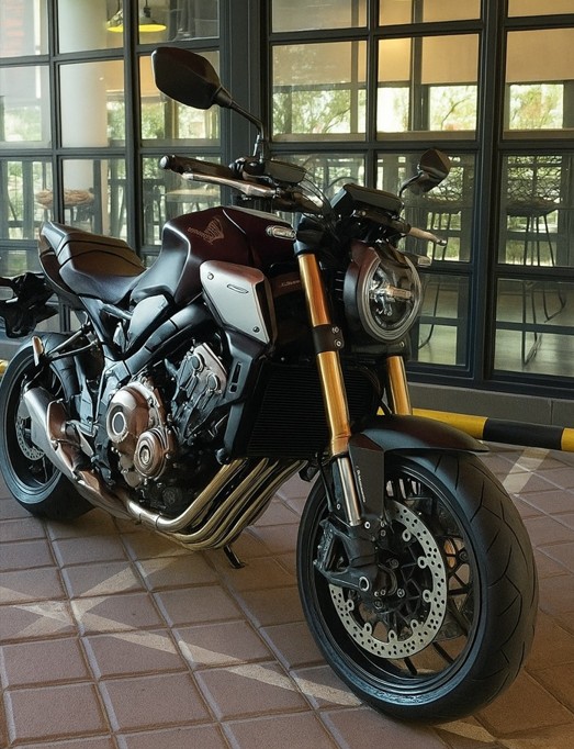 Teknologi E-Clutch Quick Shifter Honda CB650R