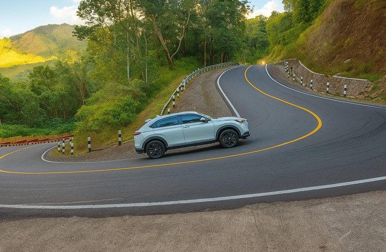 Honda HR-V eHEV Sembalun Otoplasa Honda HR-V Jalur Ekstrem Sembalun