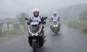 Kabut Honda PCX160 Otoplasa Kabut Jalan