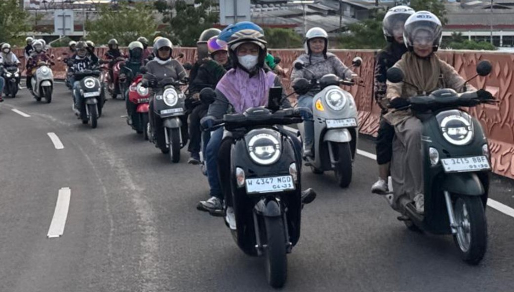 Kartini Honda Scoopy Otoplasa Kartini MPM Honda Jatim Cari_Aman