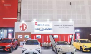 MG GIIAS Surabaya Otoplasa Duo 28Agt2025 MG Cyberster Modern Beige