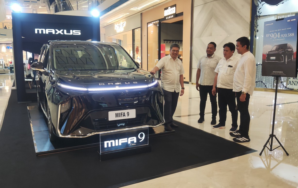 Maxus Mifa 9 Galaxy Mall Surabaya Otoplasa Maxus MIFA Surabaya Galaxy Mall