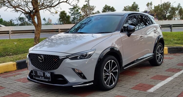 Mazda CX-3 Pro AutoExe Stabil Tikungan