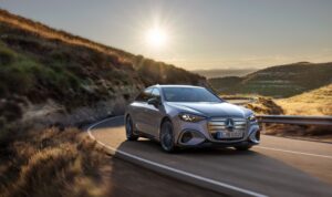 Mercedes-Benz C-Class Electric Resmi Meluncur Rp1,32 Miliar