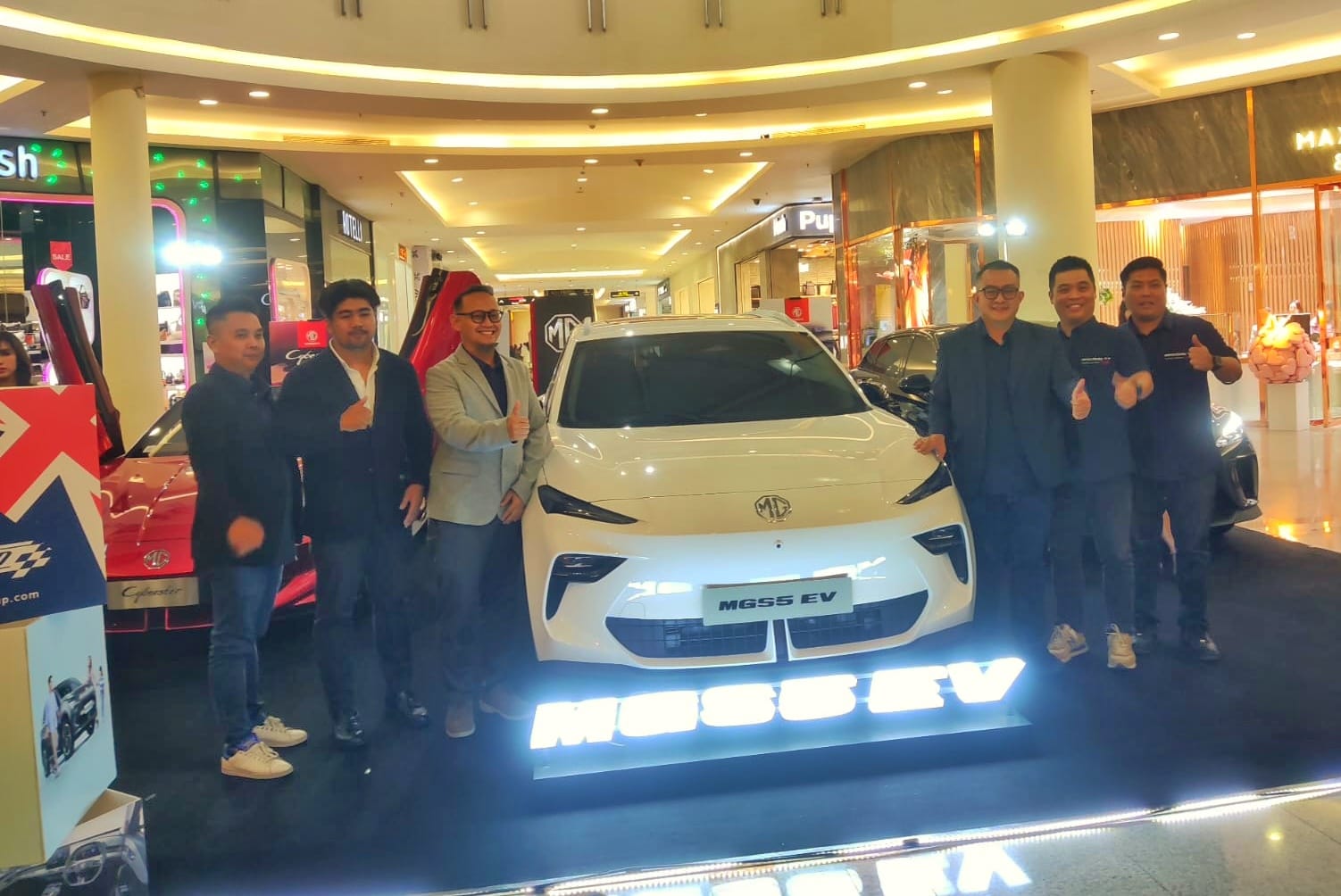 Mimosa Abadi SUV Listrik MGS5 EV Surabaya