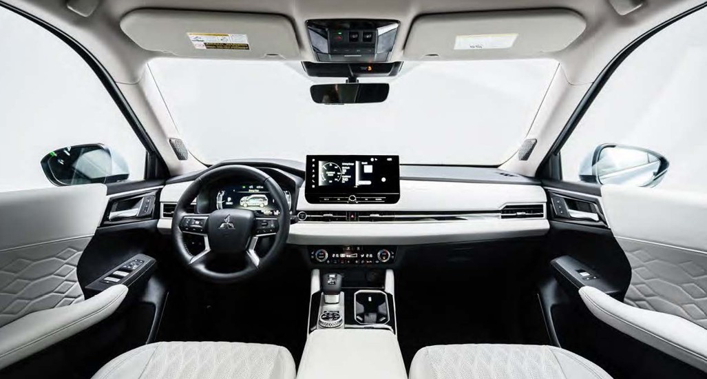 Mitsubishi Outlander 2026