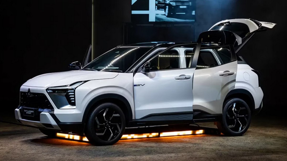 Mitsubishi Xforce Outlander Sport HEV