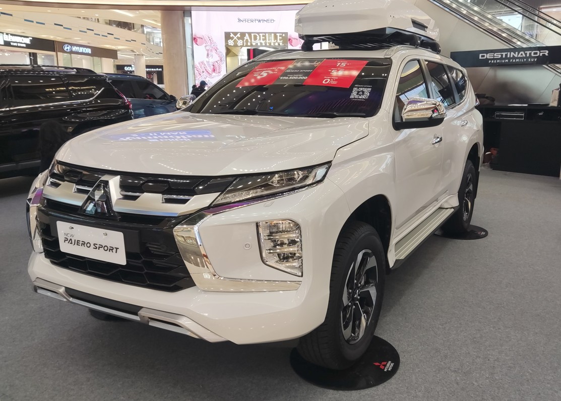 Mitsubishi Large Auto Show Galaxy Mall 3 Surabaya