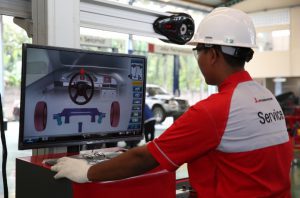 Mitsubishi bengkel cek ban monitor