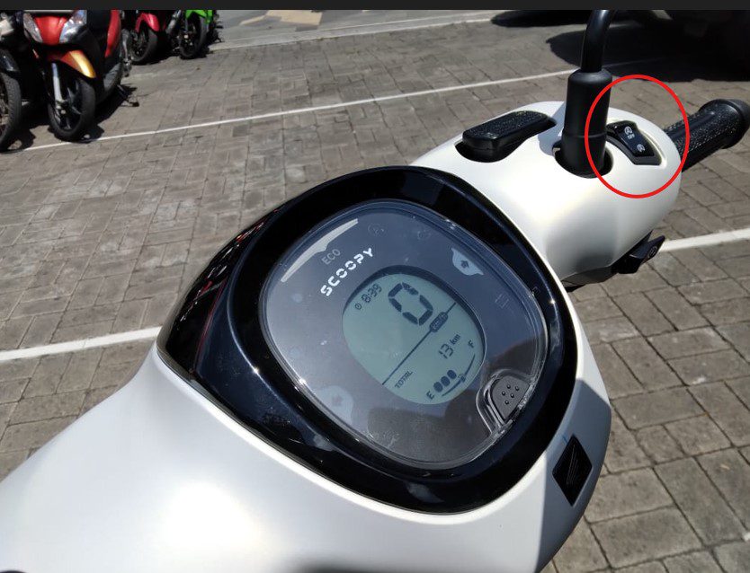 New Honda Scoopy Fitur ISS Otoplasa Makruh Haram Honda Scoopy