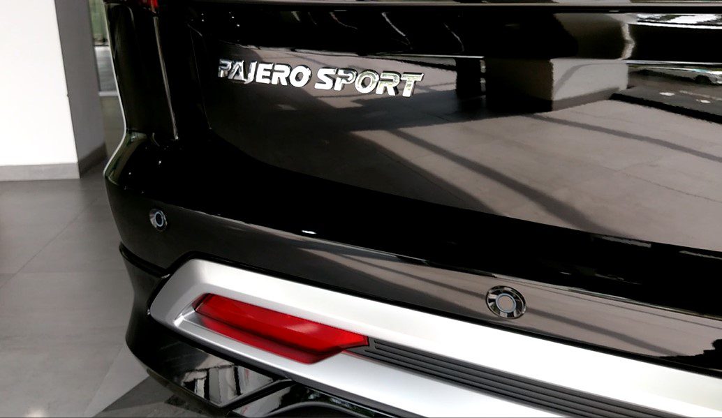 Aksesoris Original New Mitsubishi Pajero