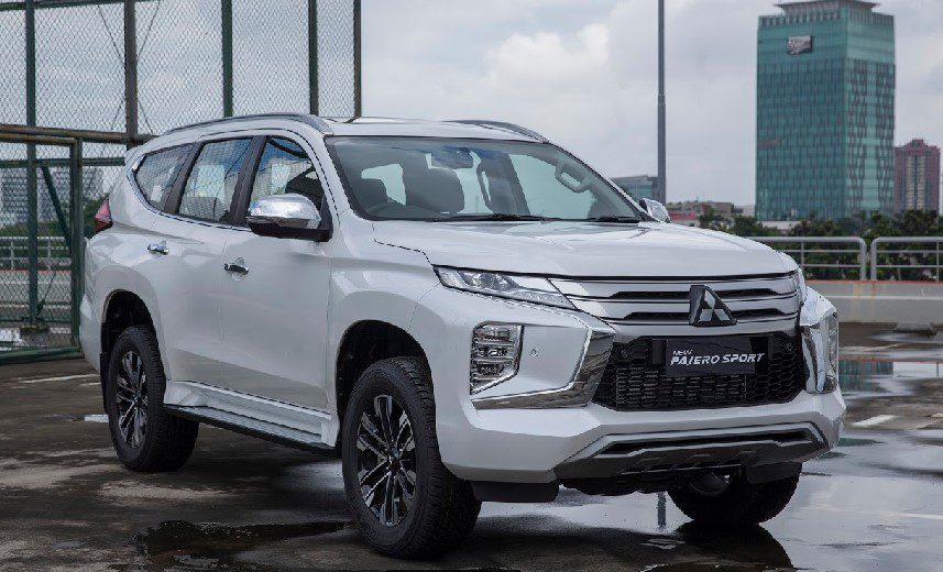 New Mitsubishi Pajero 2021 white New Mitsubishi Pajero Sport