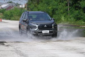 Mitsubishi Xpander Cross