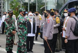 Panglima TNI & Kapolri Cek Vaksinasi