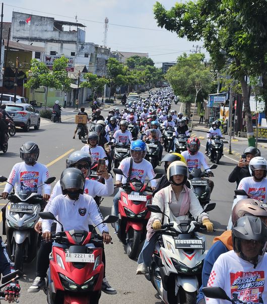 Parade Honda Vario 160 Otoplasa 2 Parade Vario 160 Madiun