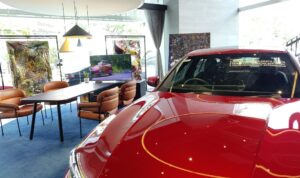 Parfum Seni Festival of Joy BMW Astra Surabaya
