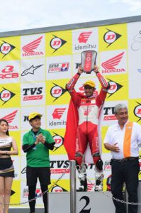 Pebalap Honda ARRC Juara
