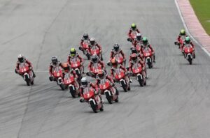 Pembalap Astra Honda Motegi