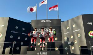 Pembalap AHM Podium Thailand Otoplasa Bintang Pranata Sukma Podium