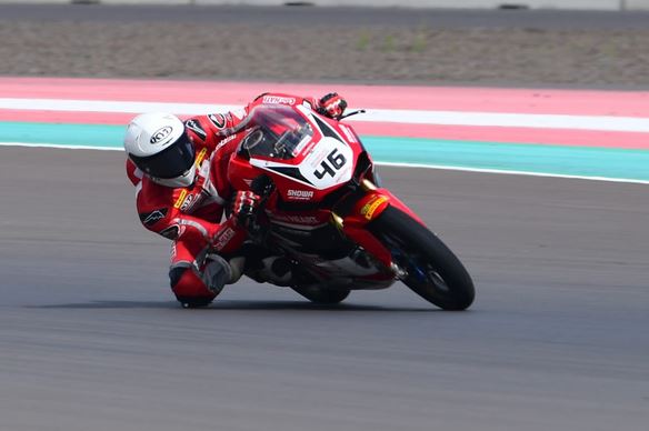 Pembalap Astra Honda ARRC Otoplasa Pembalap Astra Honda ARRC