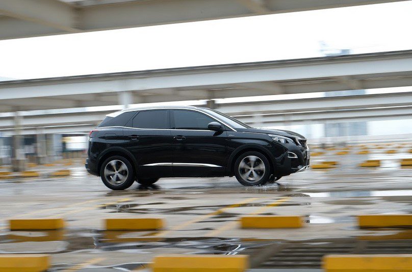 Peugeot hujan Advanced Grip Control Peugeot Hujan