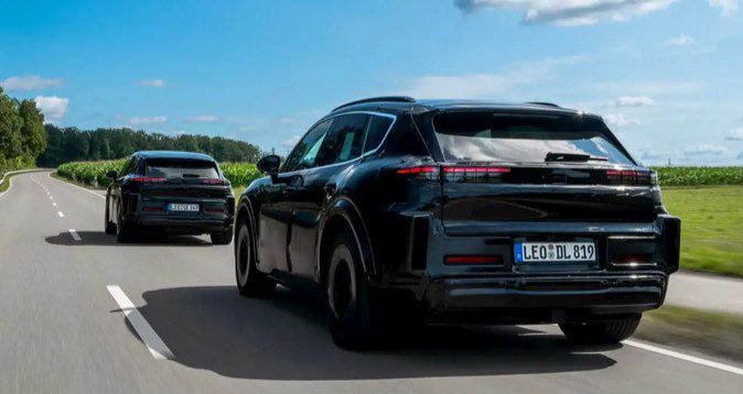 Porsche Cayenne Otoplasa Bentley Beyond100+ SUV
