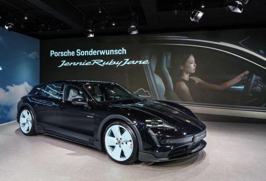 Porsche Jennie BlackPink Otoplasa3 Porsche Jennie BLACKPINK
