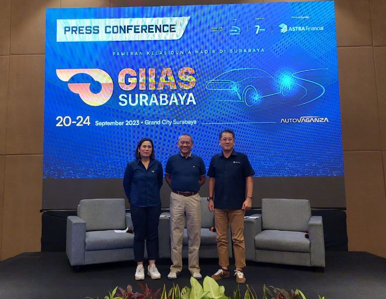 Kendaraan Baru GIIAS Surabaya