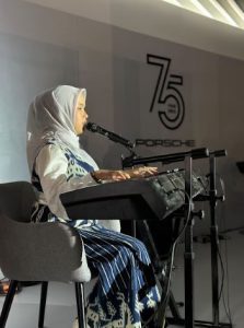 Putri Ariani Porsche