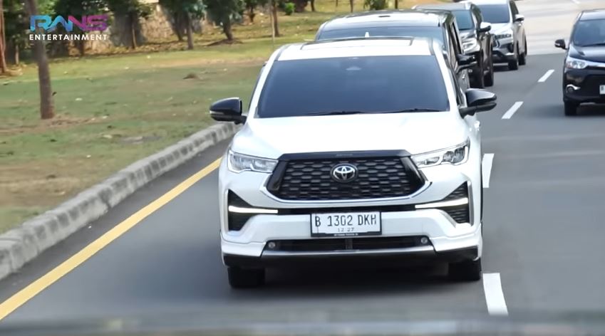 Raffi Cipung Rayyanza Innova Hybrid