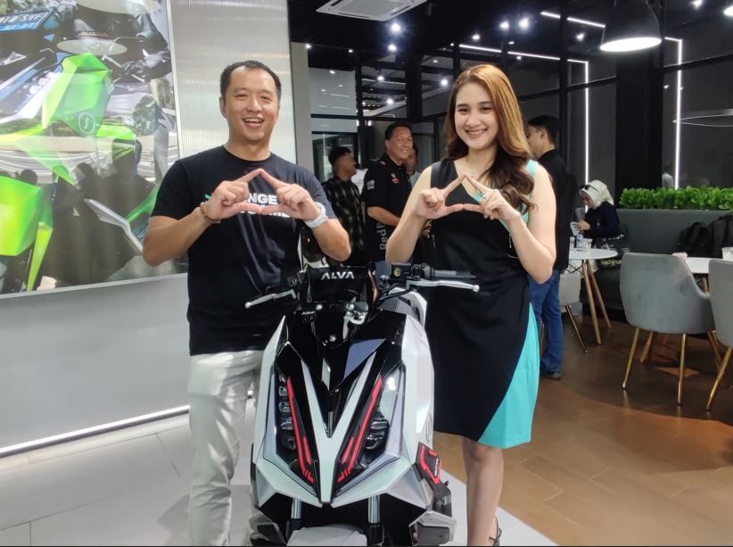Reiner Alva Experience Center Surabaya Otoplasa Alva Experience Center Surabaya