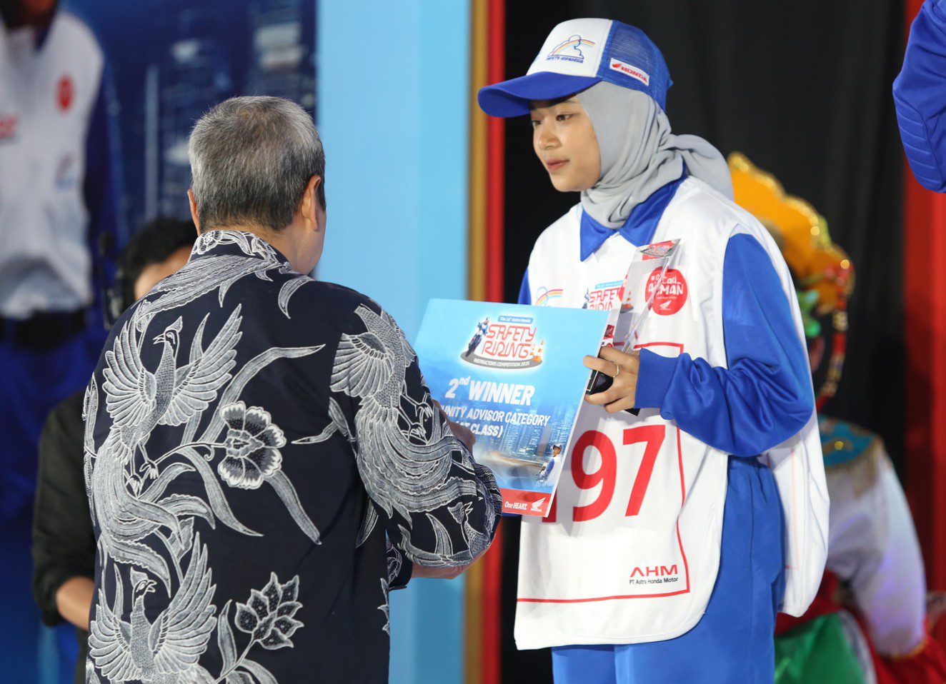 Revania Duta Safety Riding Juara Nasional