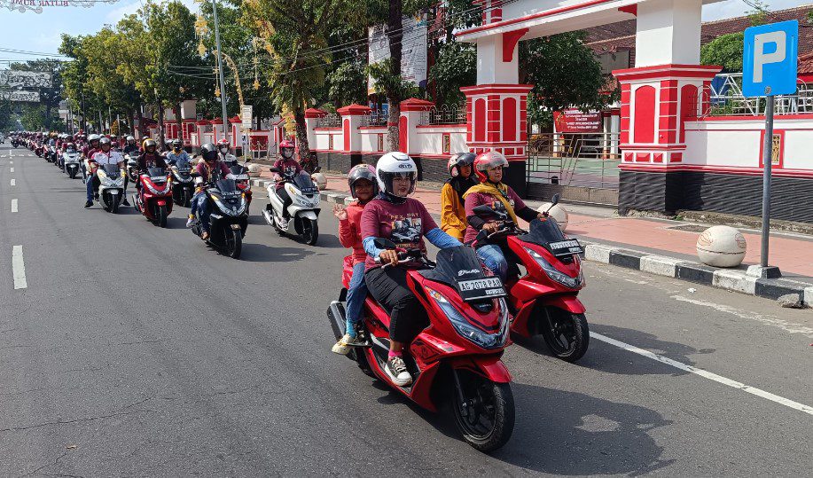Riding Honda Malang Otoplasa 2 Cuaca Tak Menentu Tips Berkendara