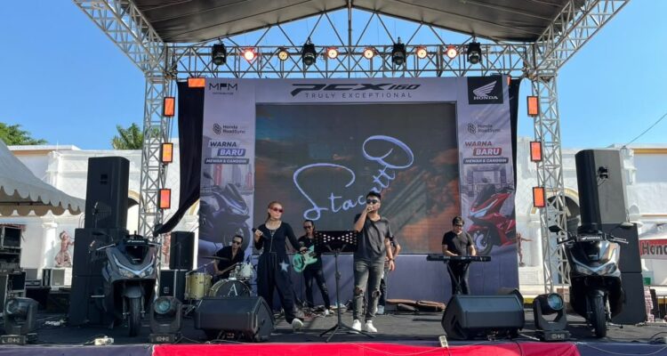 RoadSync Fest Bikin Alun-Alun Ponorogo Bergoyang