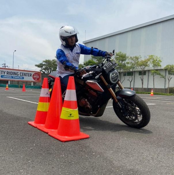 Safety Riding MPM Honda Big Bike Otoplasa MPM Honda BigBike Safety Riding