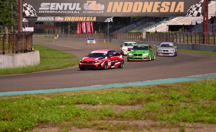 Sentul ISSOM Honda Racing Otoplasa Pembalap Honda ISSOM
