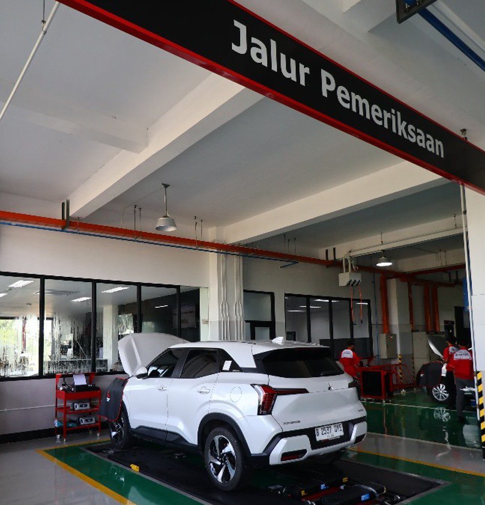 Diler Srikandi Diamond Mitsubishi PIK 2